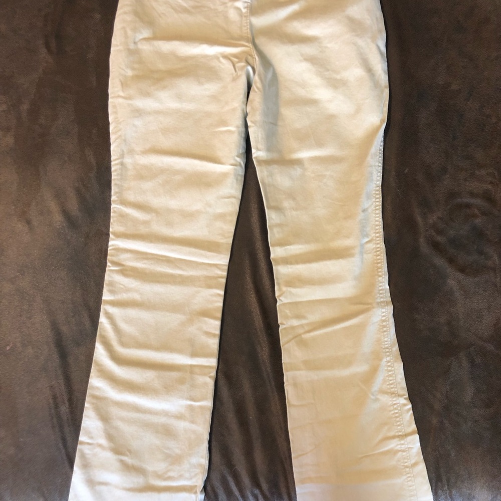 ❤️2/$10❤️ - Picture 2 of 3